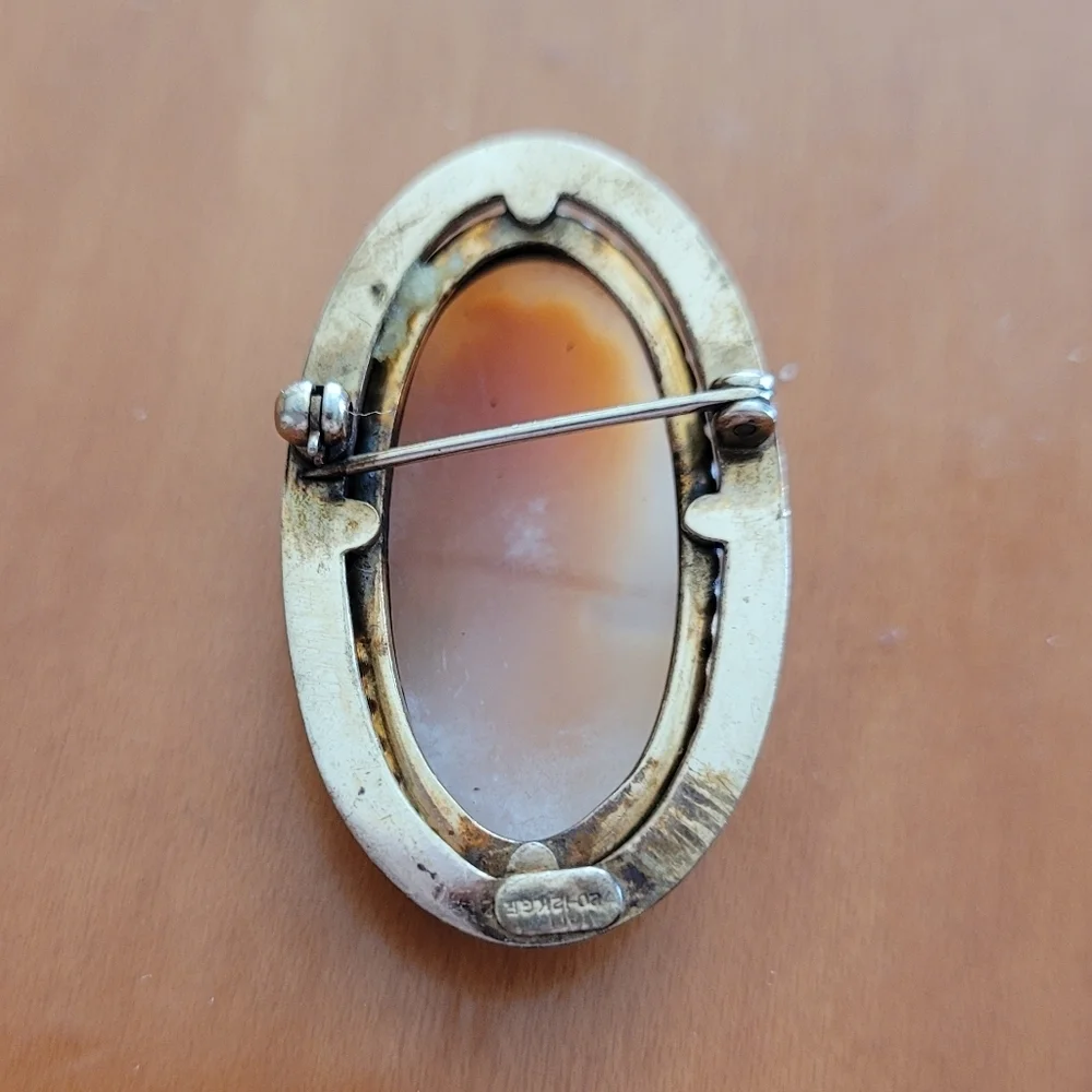 Antique Left Facing 12KGF Cameo‎ Goddess Brooch